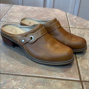 Red Wing slip on low heel brown leather mu…